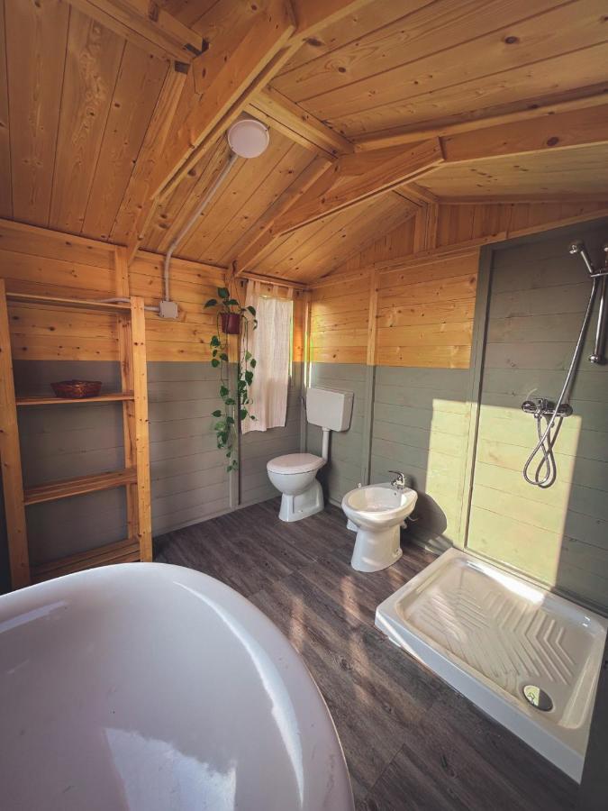 Hotel Pasare Glamping_Anglonaruralexperience Perfugas Exterior foto