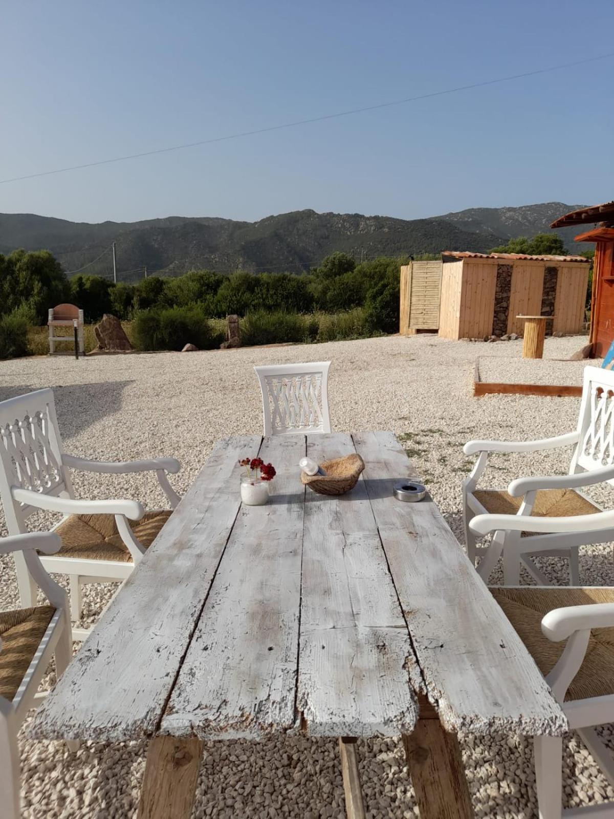 Hotel Pasare Glamping_Anglonaruralexperience Perfugas Exterior foto